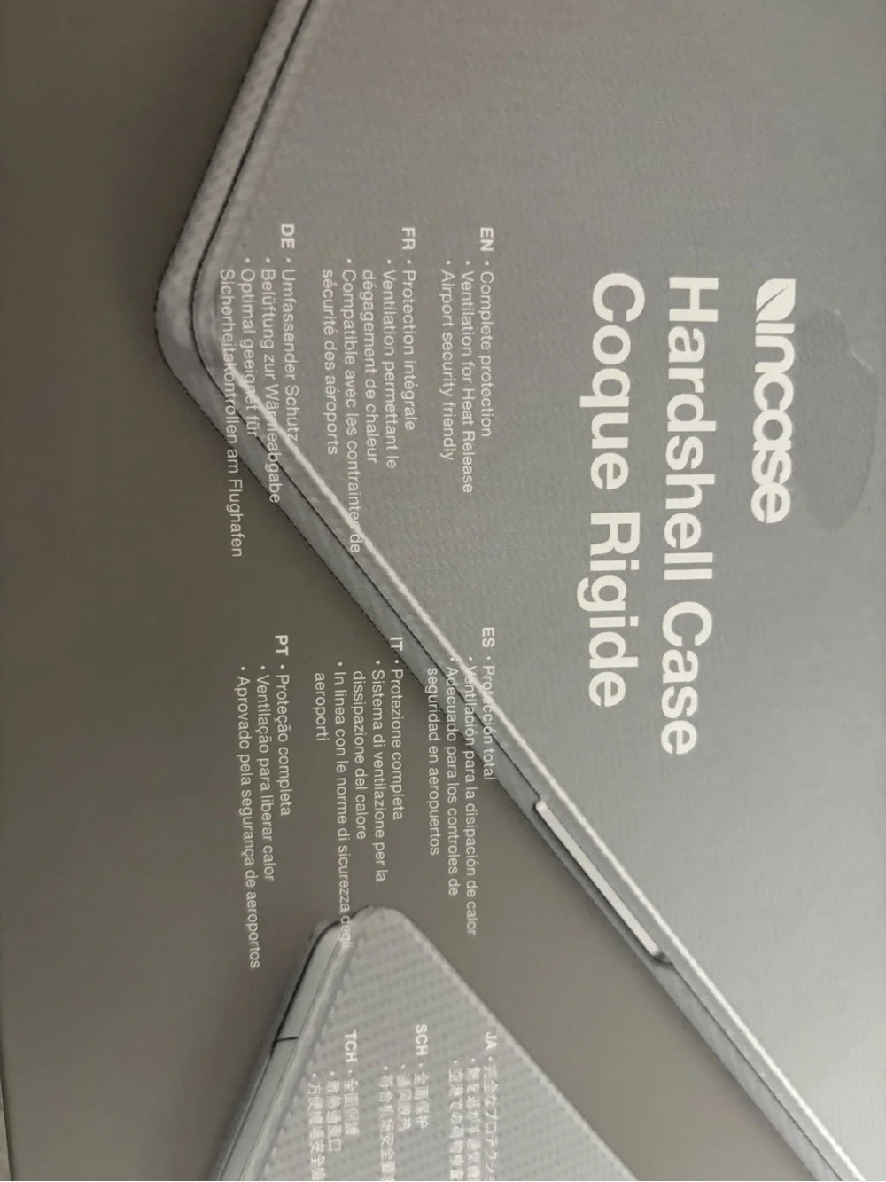 Incase Clear Hardshell Laptop Case 15’ MacBook Air
